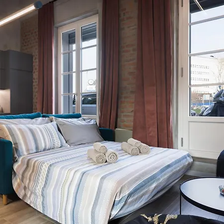 Loft Art Bicocca * 밀라노